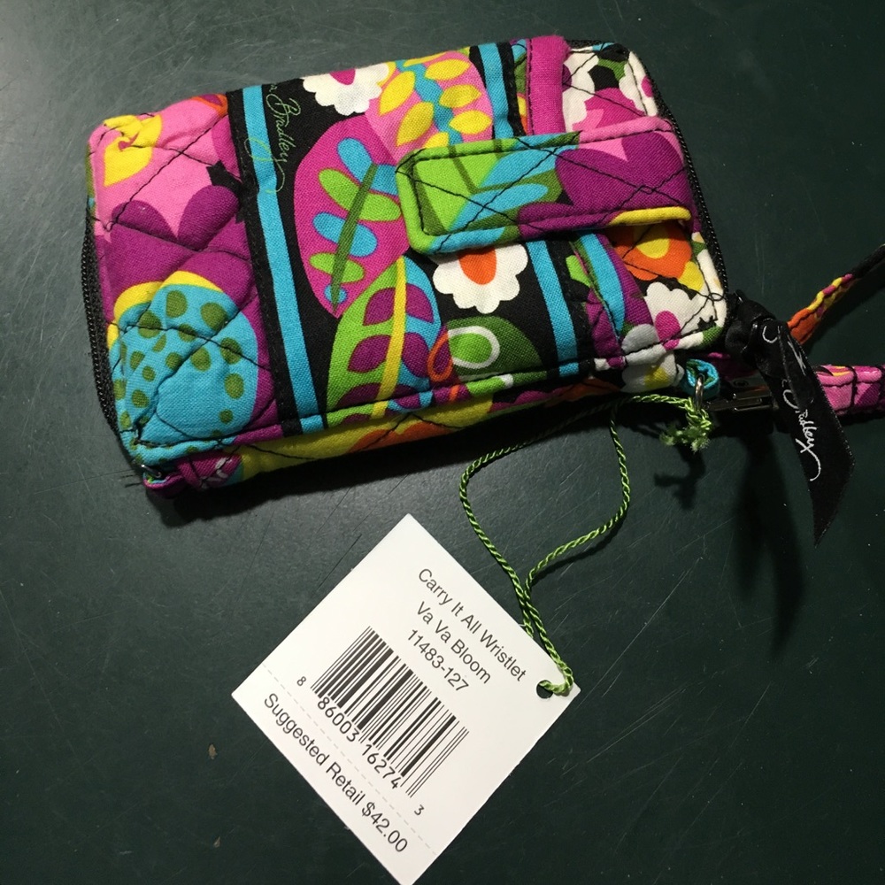 Vera Bradley Carry it all wristlet